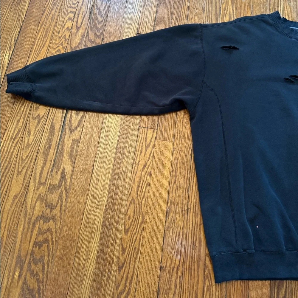 Y2K Distressed Reebok Vintage Crewneck Sweater - Picture 8 of 13